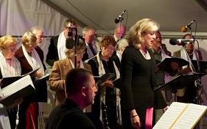 Melbourne soprano Sian Prior performs with the Kate Kelly esemble and choirs, Kalari-Lachlan River Arts Festival, Forbes, NSW. September 2011. Photo by Steve Woodhall.